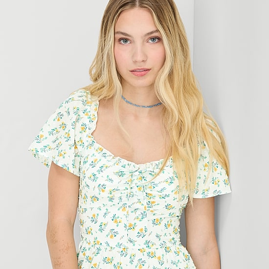 City Triangle Womens Juniors Sweetheart Neck Short Sleeve Flutter Fit + Flare Dress