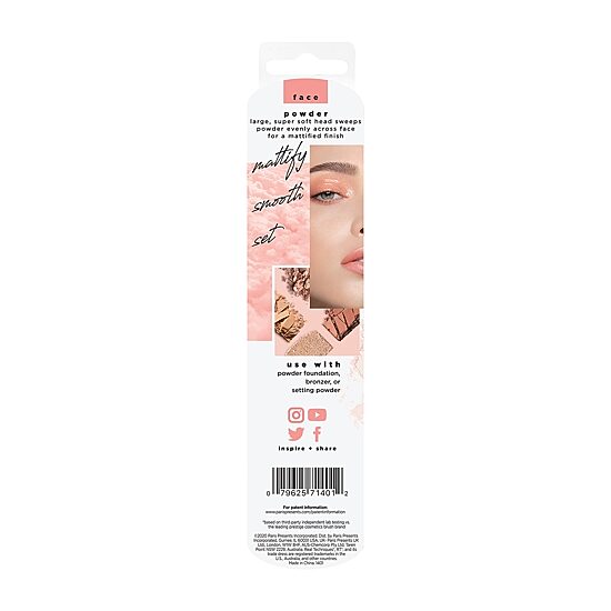 Real Techniques Ultra Plush Powder Makeup Brush