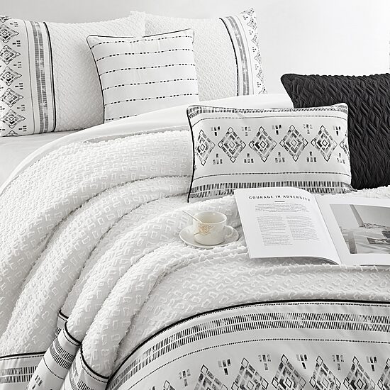 Stratford Park Sheena 7-pc. Geometric Lightweight Comforter Set