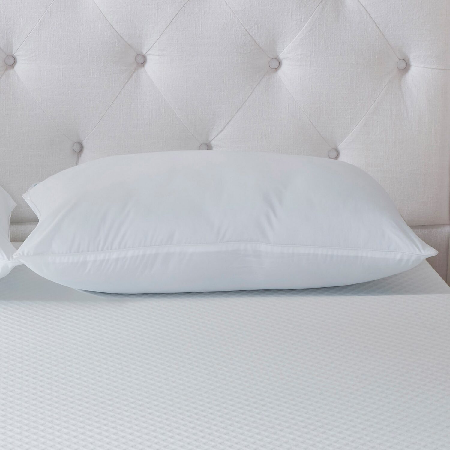 La-Z-Boy Fiber Density Pillow Soft/Medium