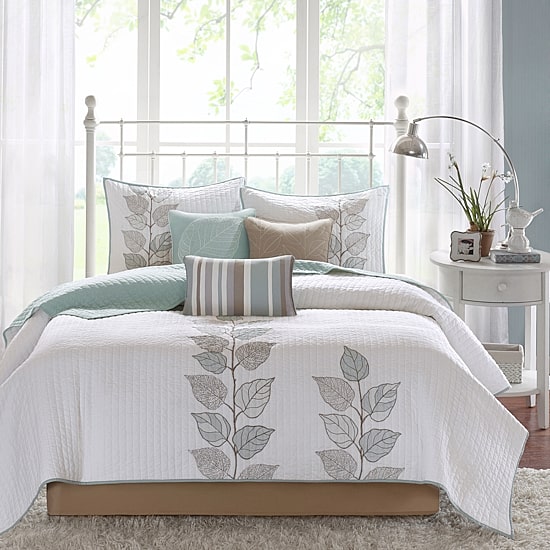 Madison Park Rochelle 6-Pc Embroidered Leaf Quilt Set With Throw Pillows