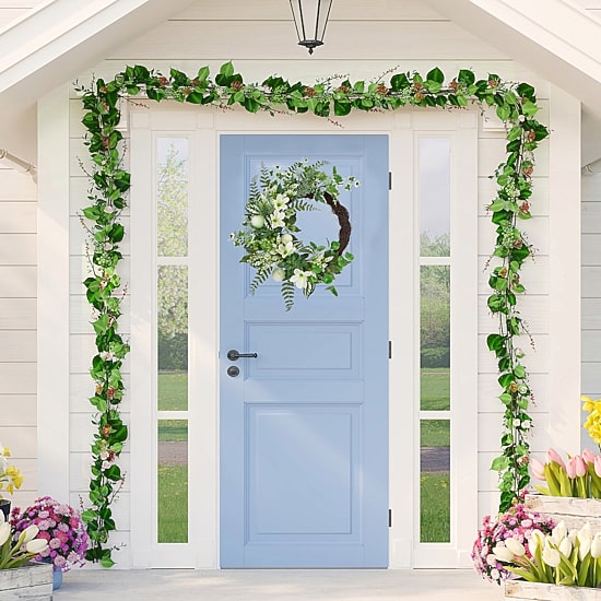 Northlight 24in Hellebores And Ivy Floral Wreath