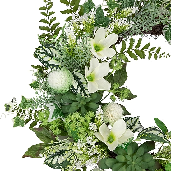 Northlight 24in Hellebores And Ivy Floral Wreath