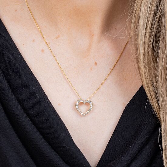(H-I / I1) Womens 1/2 CT. T.W. Lab Grown White Diamond 10K Gold Heart 18 Inch Pendant Necklace