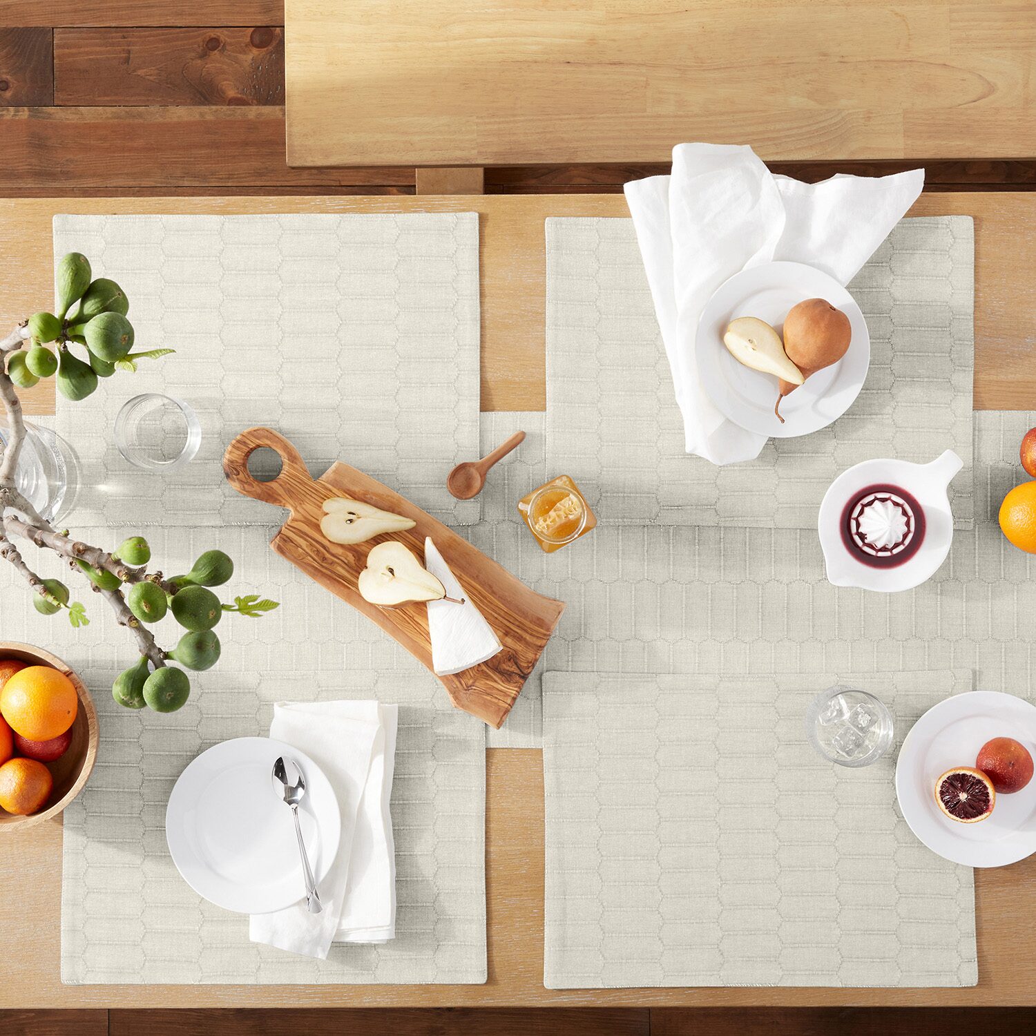 Martha Stewart Honeycomb Single Pack Table Runner