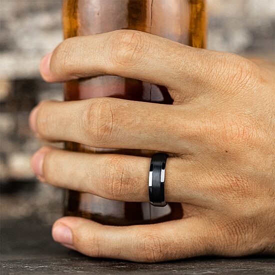 Mens 7MM Titanium Wedding Band