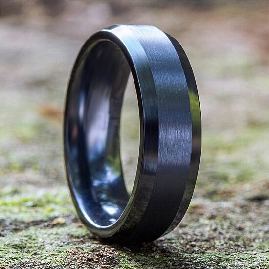 Mens 7MM Titanium Wedding Band