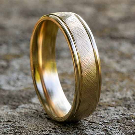 Mens 6MM 10K Gold Wedding Band