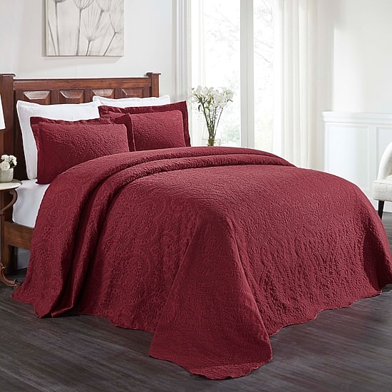 SUPERIOR® Aspen Scalloped Jacquard Floral Botanical Bedspread with Sham