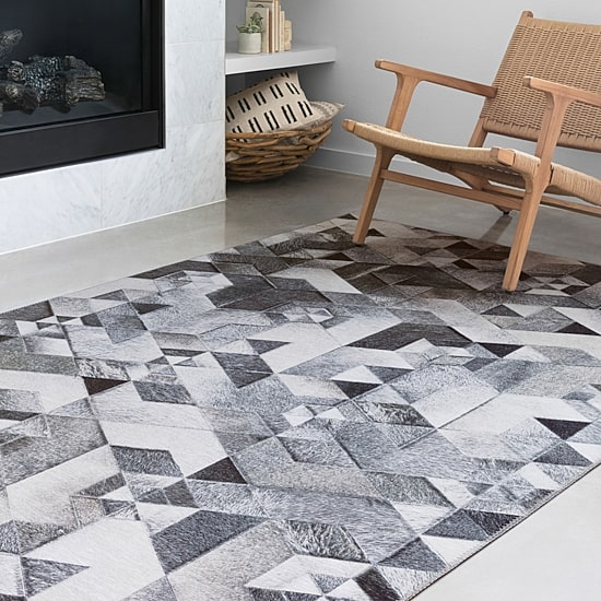 Loloi Maddox Animal Indoor Rectangular Accent Rug