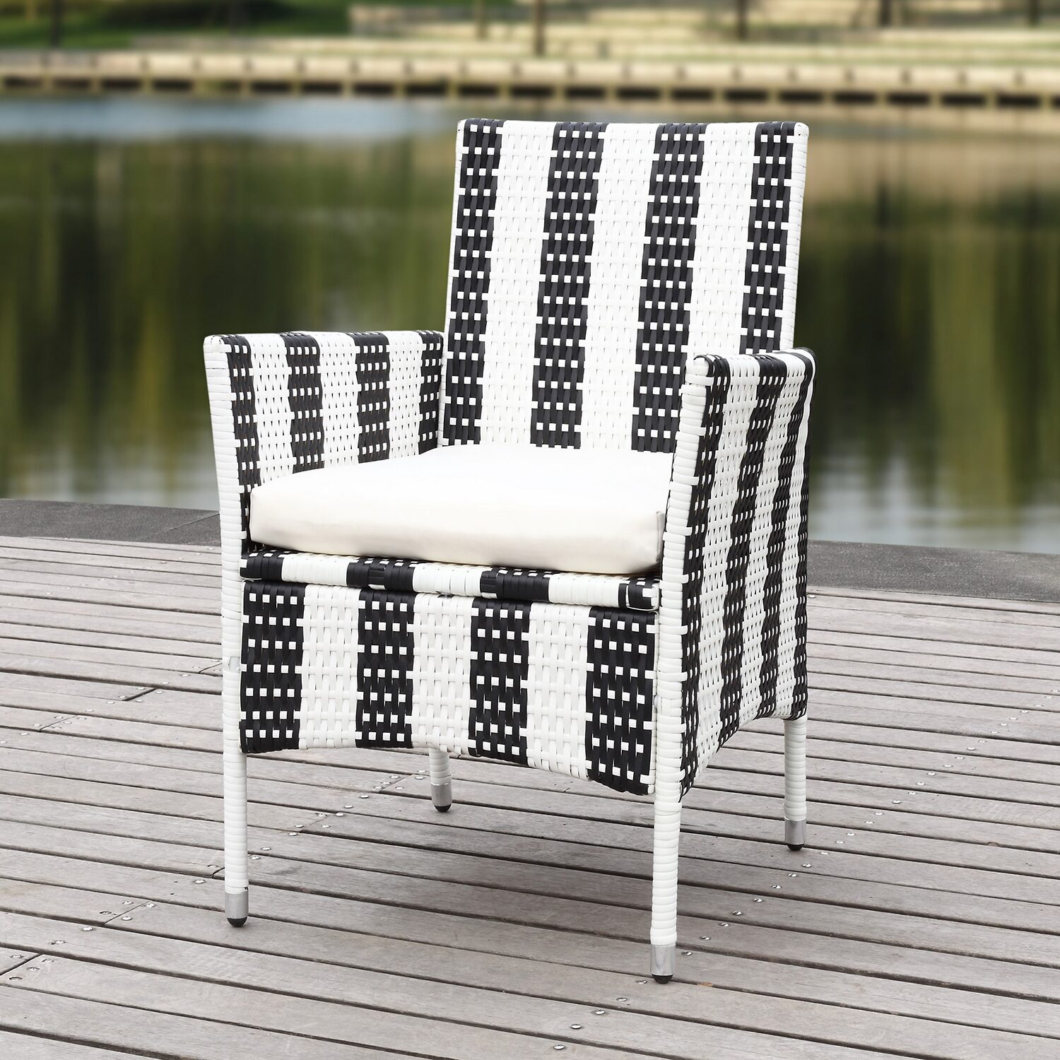 Safavieh Kendrick 2-pc. Dining Chair