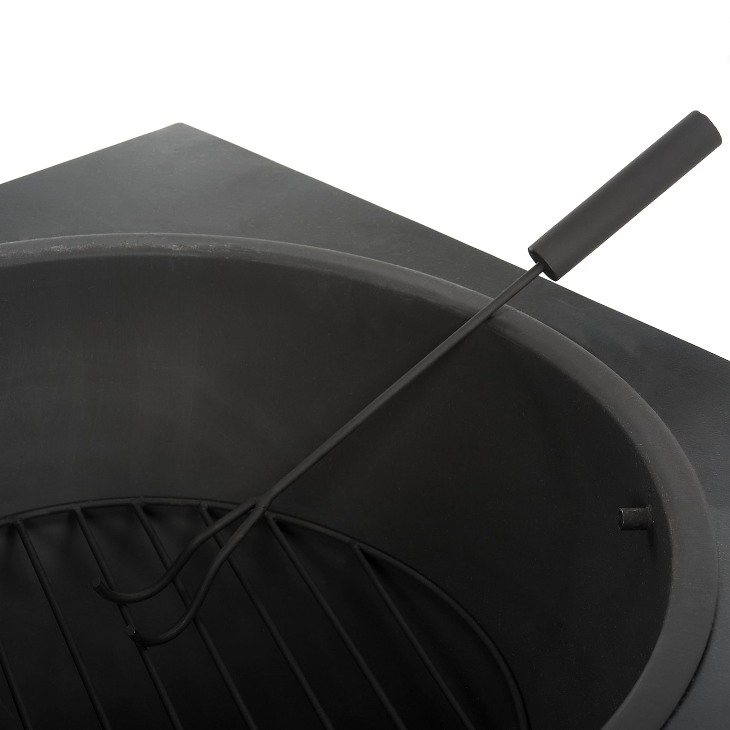 Safavieh Leros Fire Pit