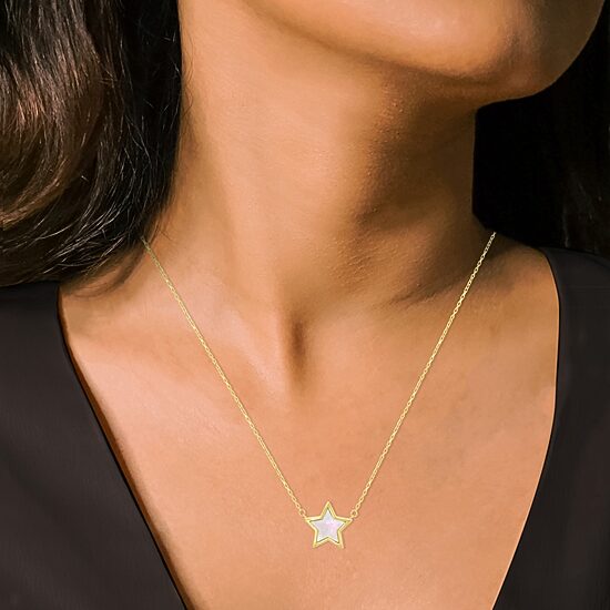 Womens White Mother Of Pearl 14K Gold Star 17 Inch Pendant Necklace