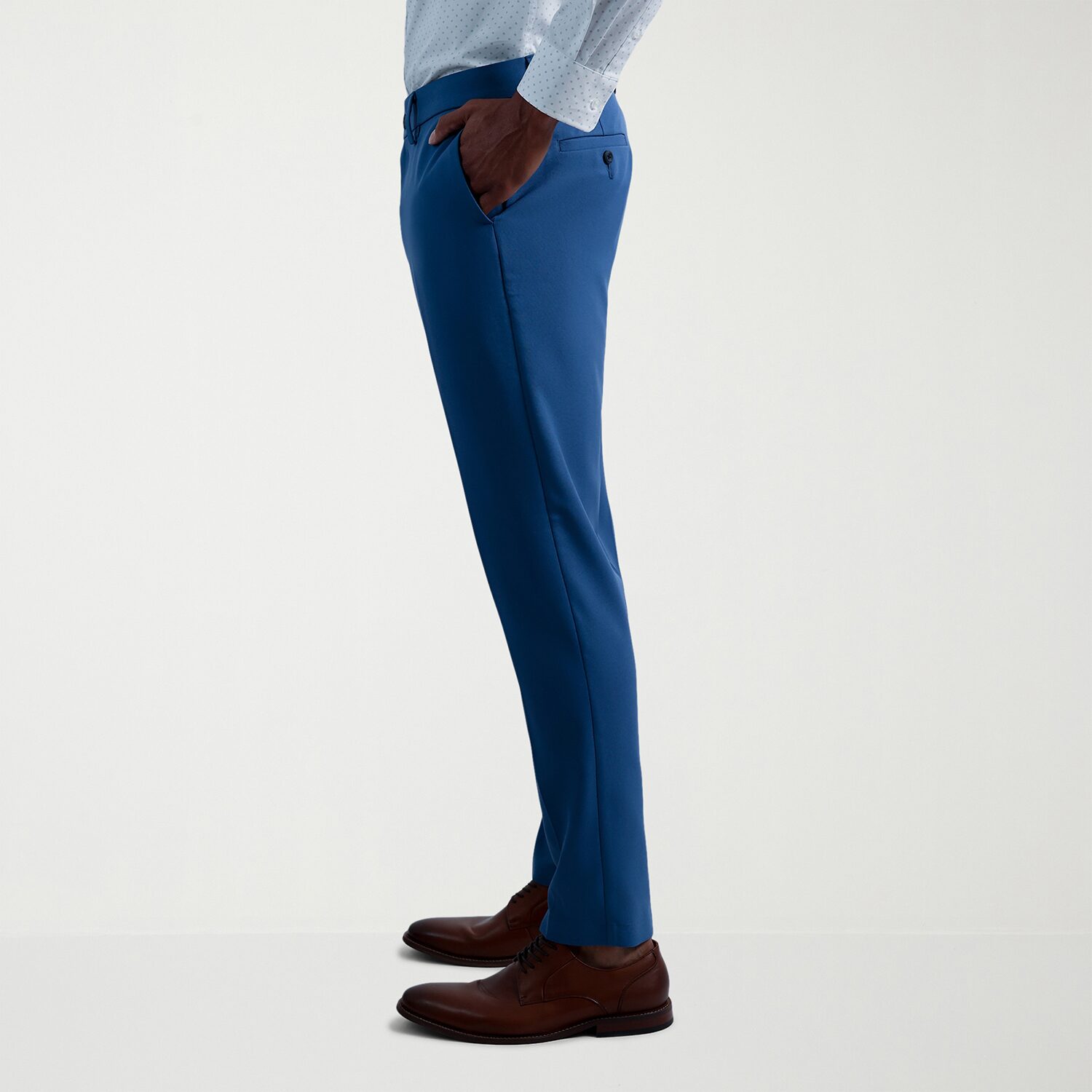 Haggar Cool Right Performance Flex Mens Comfort Waistband Slim Fit Flat Front Pant
