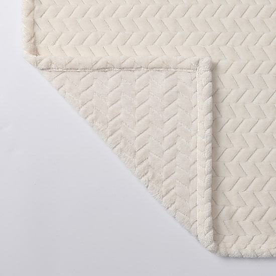  Echo Plush Throw
