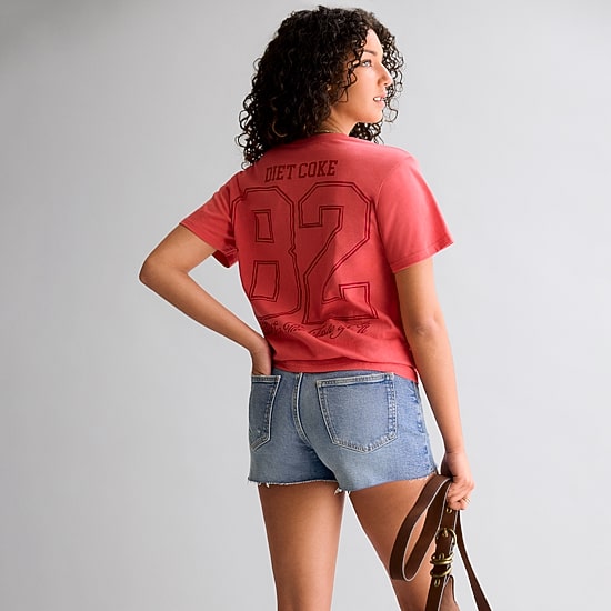Grayson Threads, The Label Diet Coke 82 Boyfriend Tee Womens Juniors Crew Neck Short Sleeve Relaxed Fit Graphic T-Shirt