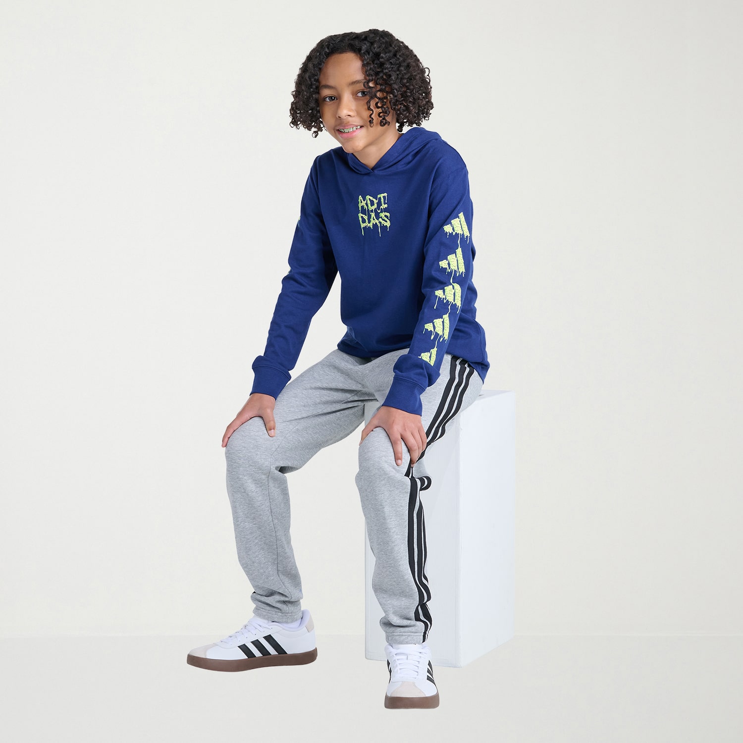 adidas Big Kid Boys Hooded Long Sleeve Regular Fit Graphic T-Shirt