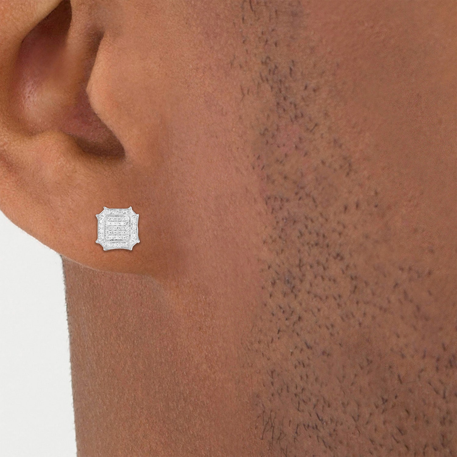 (I / I3) 1/6 CT. Natural White Diamond 10K Gold 9.4mm Stud Earrings
