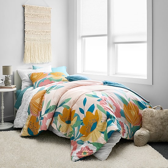 Home Expressions Alice Complete Bedding Set with Sheets