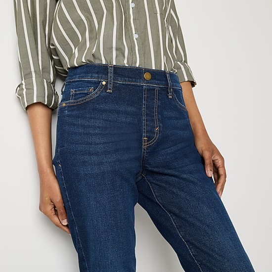 a.n.a Womens High Rise Seated Wear Straight Leg Jean