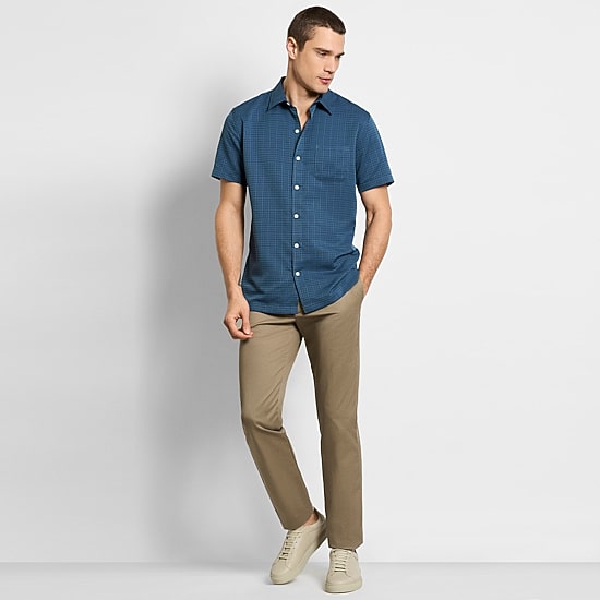 Van Heusen Weekend Mens Short Sleeve Moisture Wicking Camp Shirt