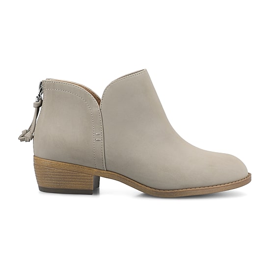 Journee Collection Womens Livvy Block Heel Booties