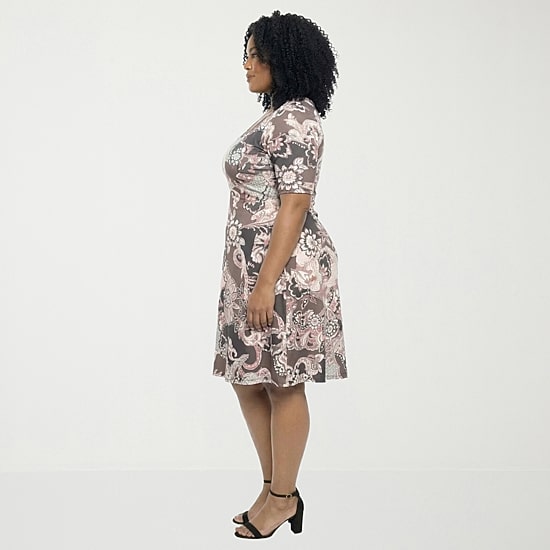 24seven Comfort Apparel Womens Plus Scoop Neck Elbow Sleeve Paisley A-Line Dress