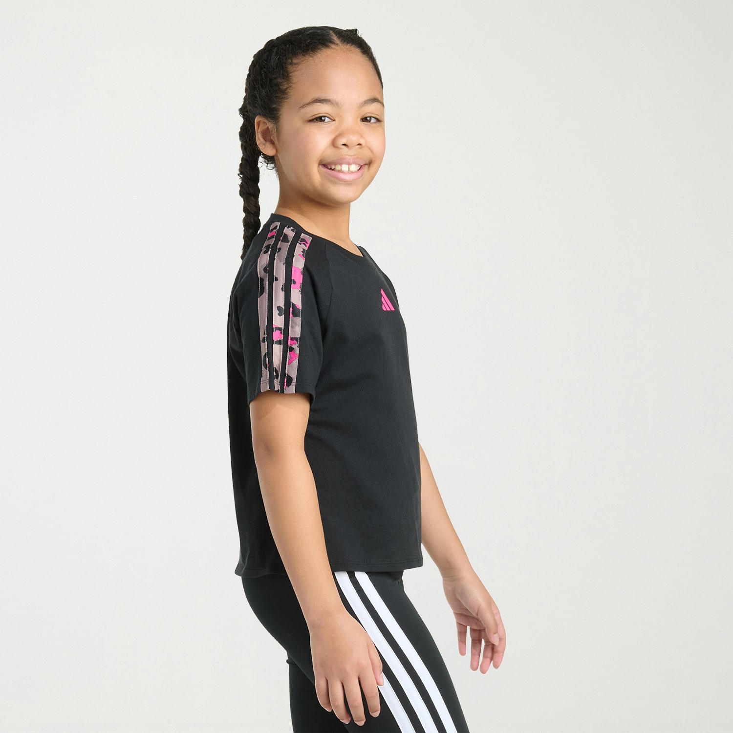 adidas Big Kid Girls Crew Neck Short Sleeve Regular Fit Graphic T-Shirt