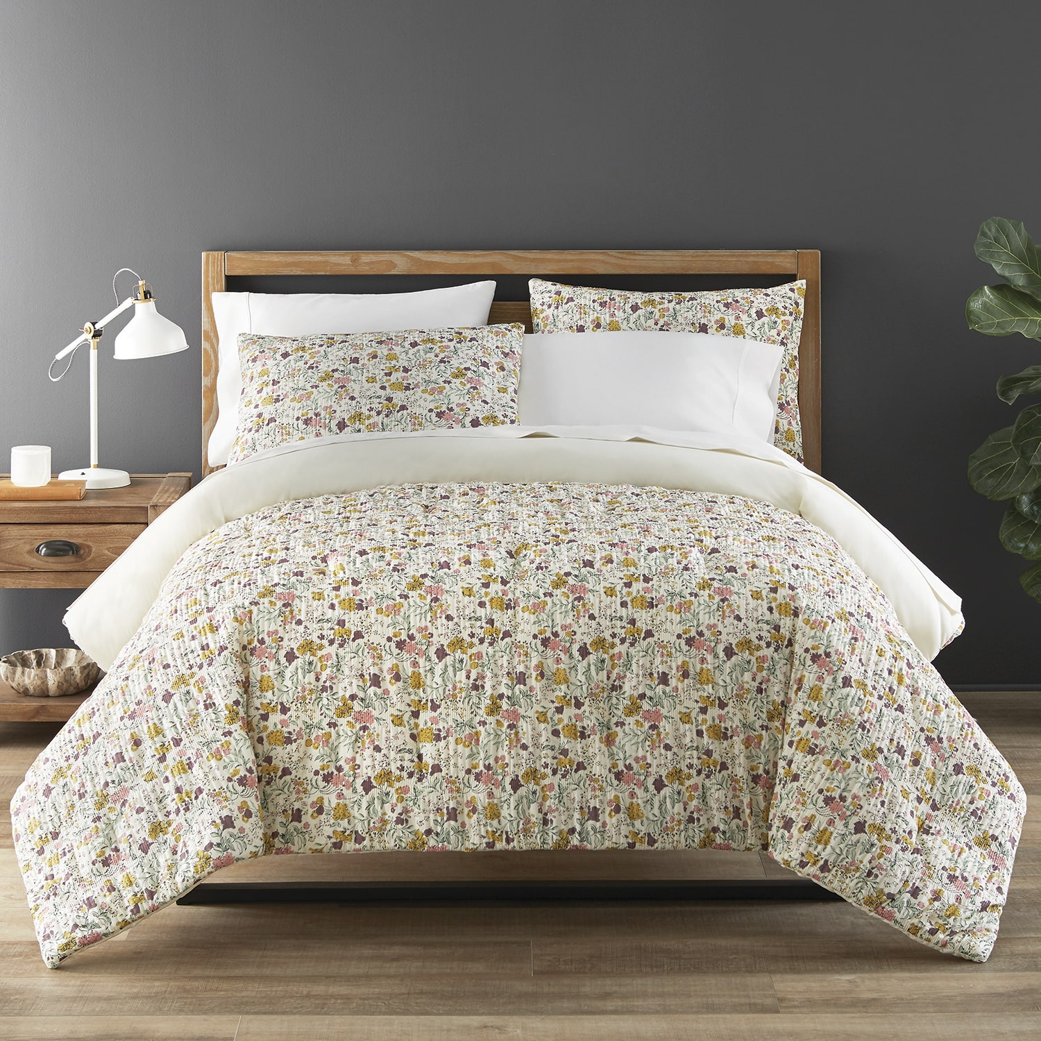 Home Expressions Fiona Midweight Comforter Set