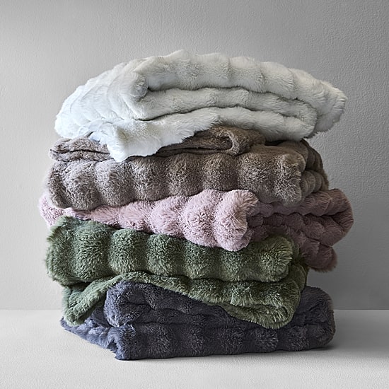 Regal Home Bubble Faux Fur 50x70 Washable Midweight Throw