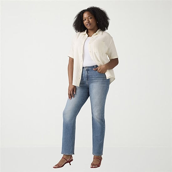 Levi's® Womens Plus Mid Rise 314™ Straight Leg Jean