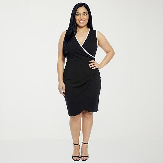 24seven Comfort Apparel Womens Plus Sleeveless Midi Wrap Dress