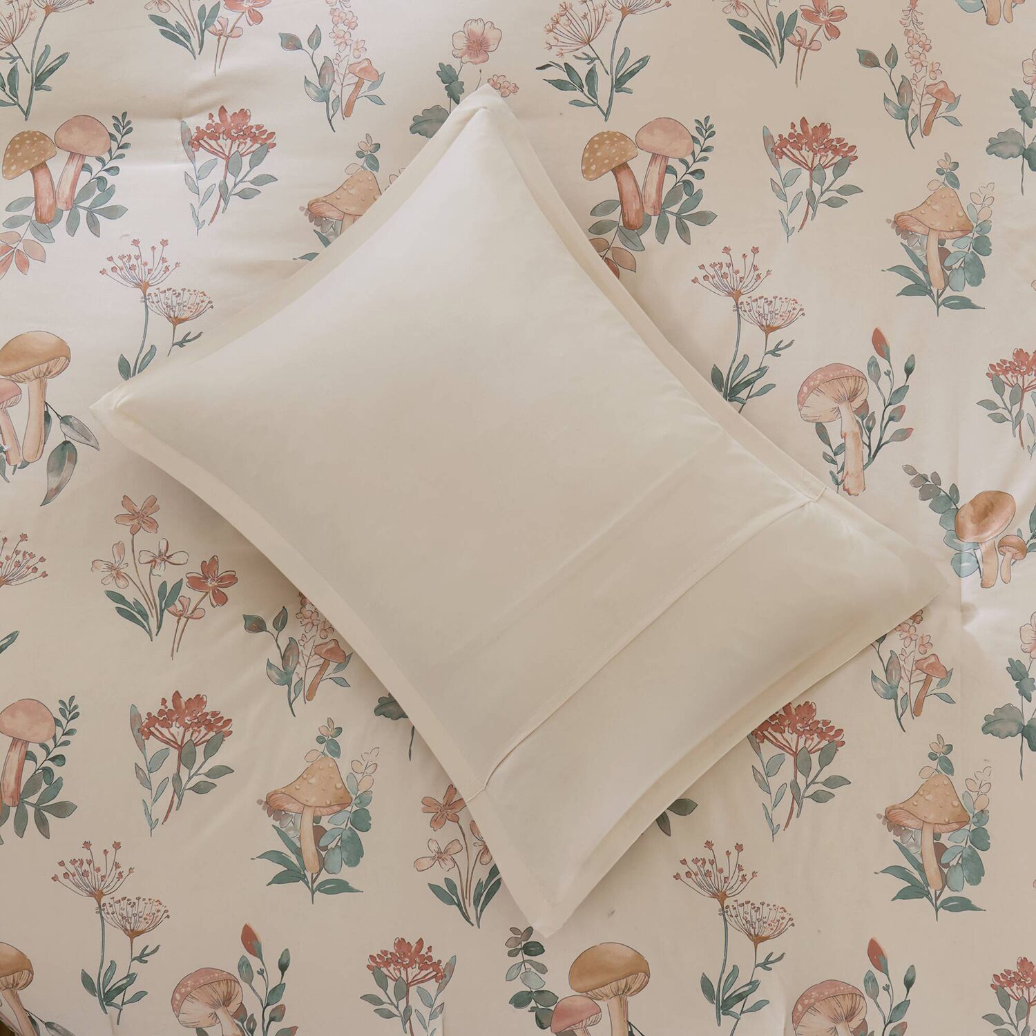 Intelligent Design Brynn 3-pc. Midweight Comforter Set