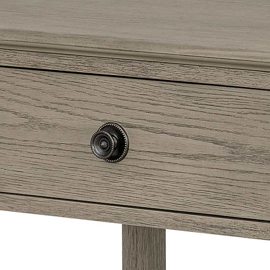 Madison Park Signature Victoria Table