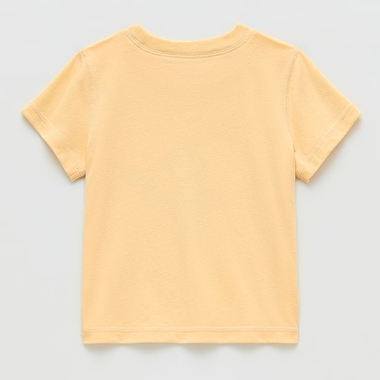 Okie Dokie Toddler Girls Easy-on + Easy-off Sensory Friendly Round Neck Short Sleeve Adaptive Regular Fit Graphic T-Shirt
