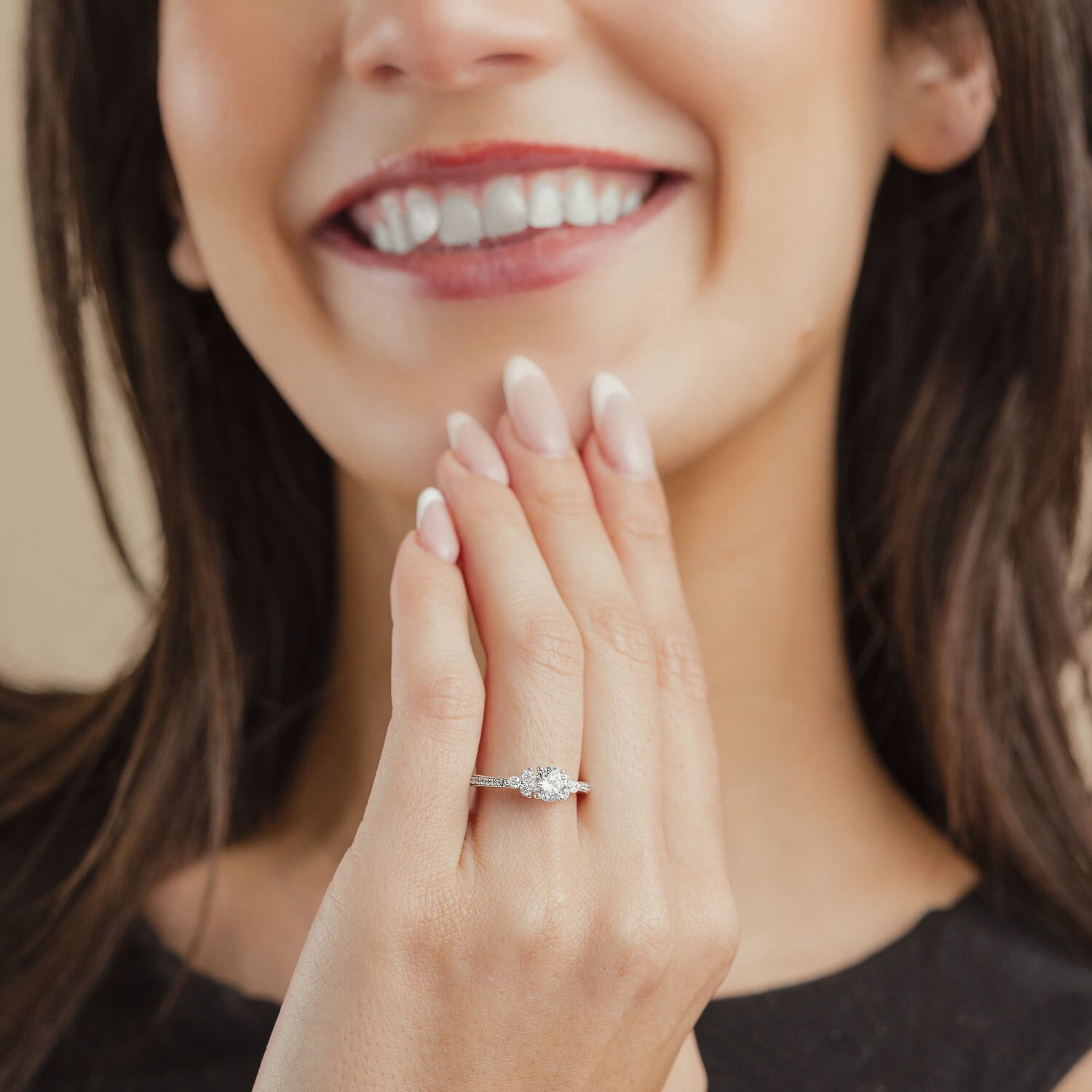 (Si2/G) Womens 1 CT. T.W. Lab Grown White Diamond 10K Gold Round Side Stone Engagement Ring