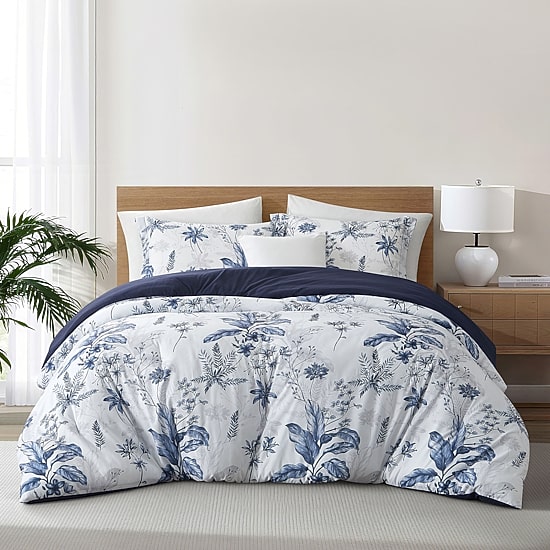 Stratford Park Hanna Floral Easy Care Comforter Set