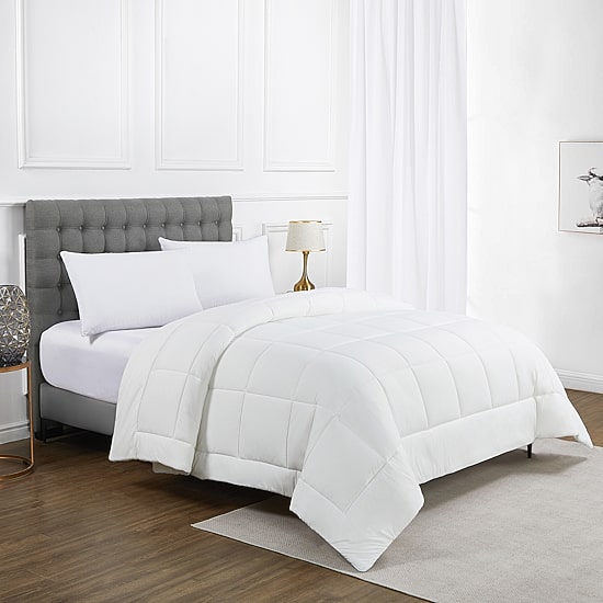 Comfort Touch by Therapedic™ Cooling Midweight Comforter