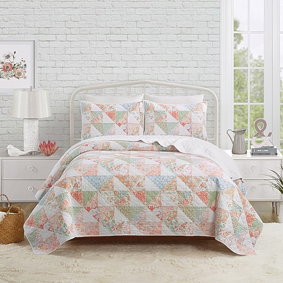 Modern Heirloom Coventry Quilt Set