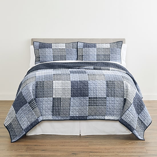 Home Expressions Xander Quilt Set