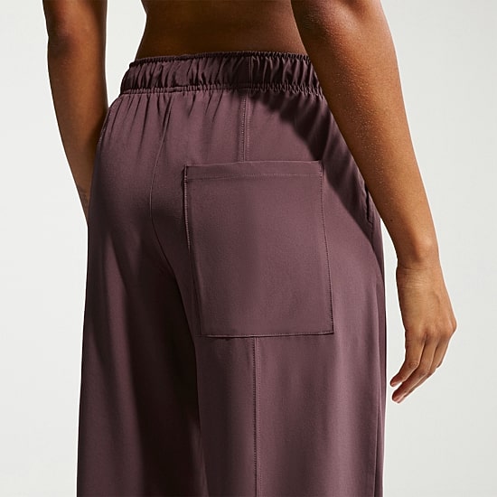 Nike Womens Wide Leg Mid Rise Regular Fit Workout Pant