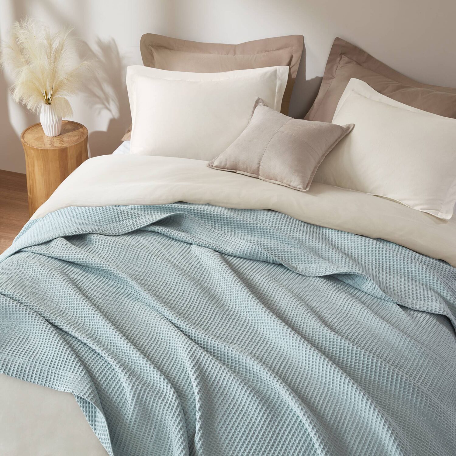 Madison Park Waffle Weave Cotton Lightweight Blanket