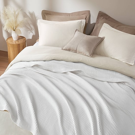 Madison Park Waffle Weave Cotton Lightweight Blanket