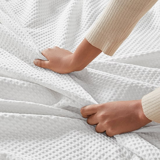 Madison Park Waffle Weave Cotton Lightweight Blanket