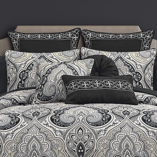 Royal Court Messina Rectangular Throw Pillow