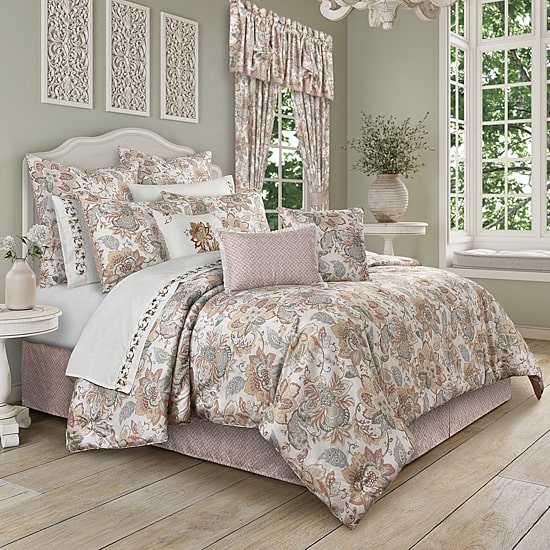 Royal Court Janessa 4-pc. Midweight Comforter Set