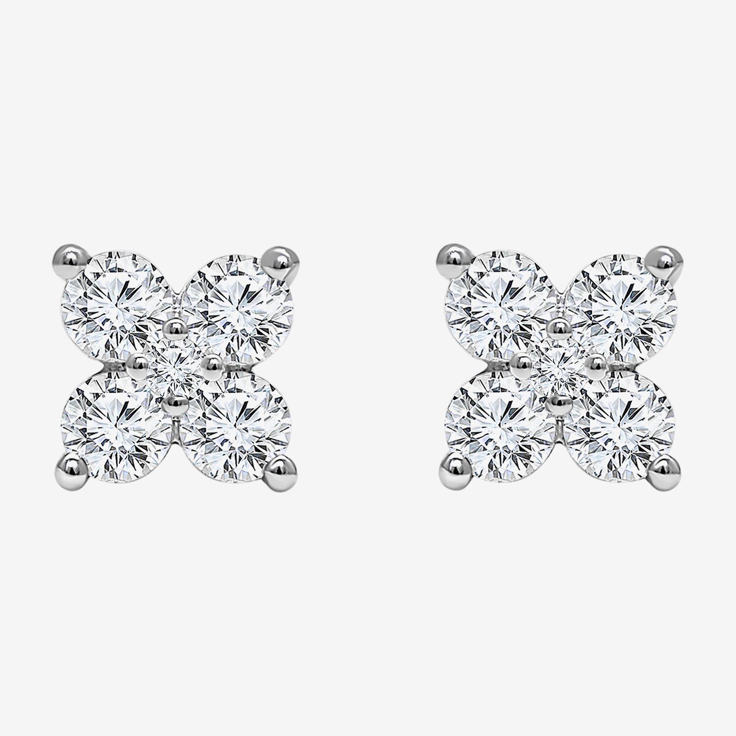 (I/Si2) 1/2 CT. T.W. Lab Grown White Diamond Sterling Silver 4mm Clover Stud Earrings