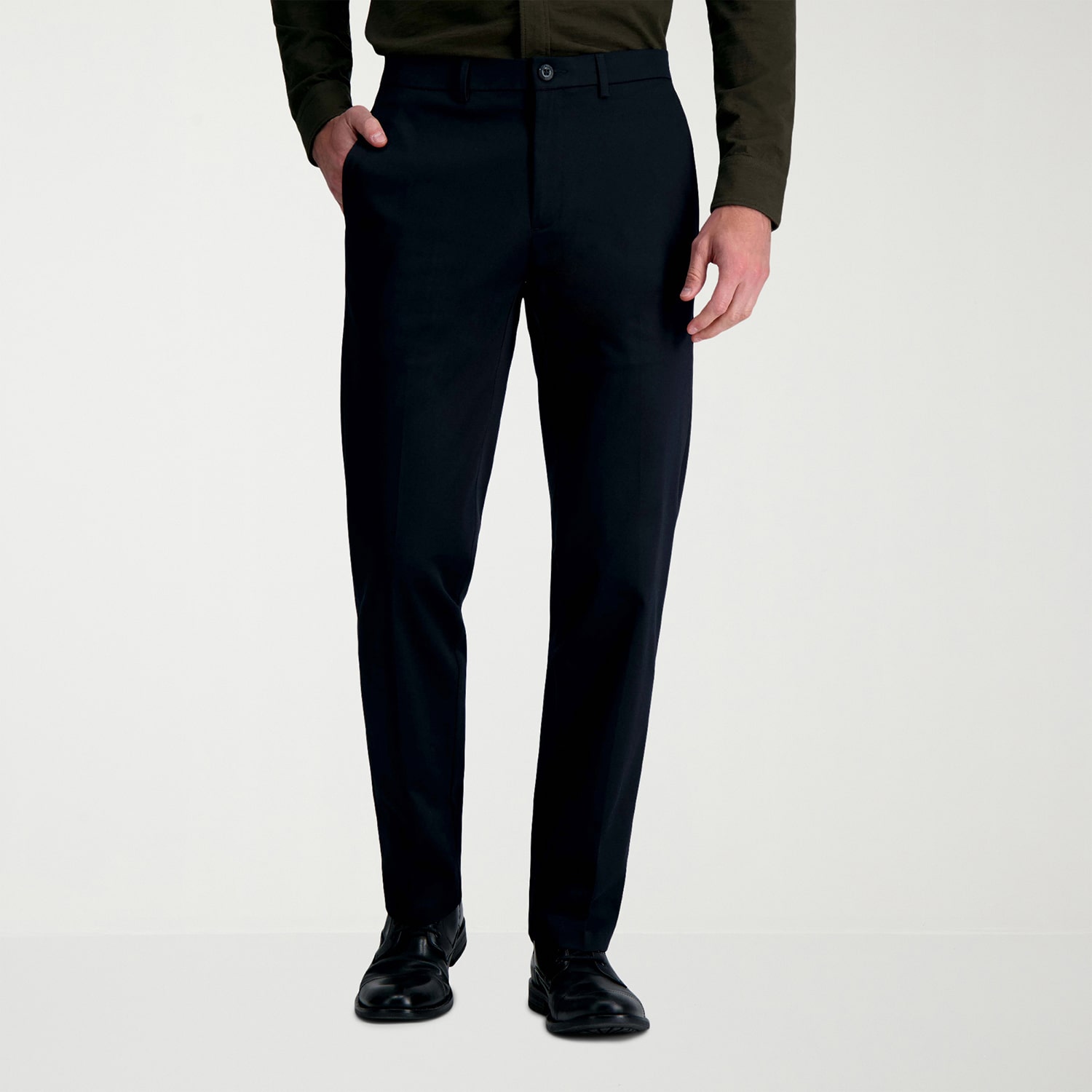 Haggar Wrinkle Free Performance Khaki Mens COMFORT WAISTBAND Straight Fit Flat Front Pant