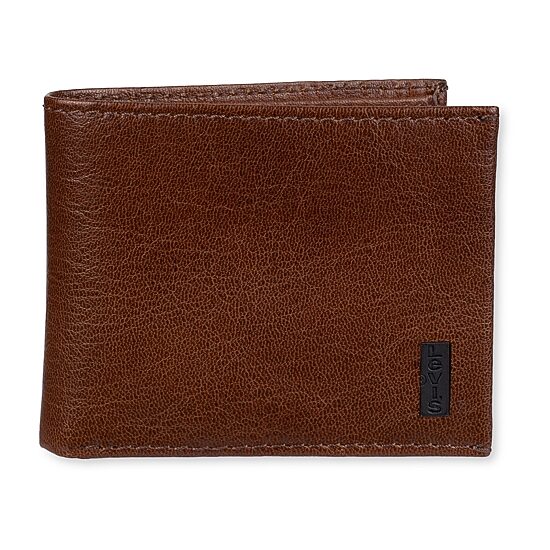 Levi's® Moore Mens Personalized Traveler Wallet