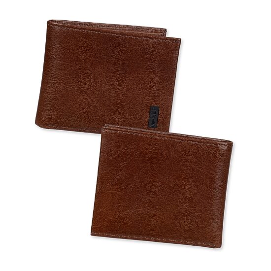 Levi's® Moore Mens Personalized Traveler Wallet